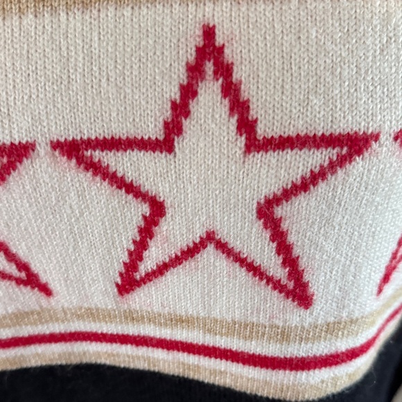 Lou & Grey Gray, Black, and Cream Star Sweater - Picture 3 of 7